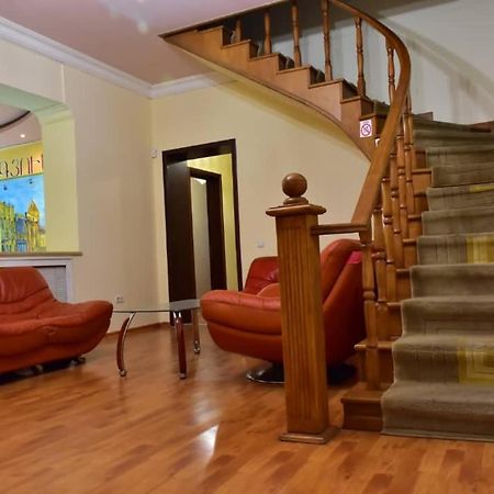 Gyumri Hotel Yerevan Bagian luar foto