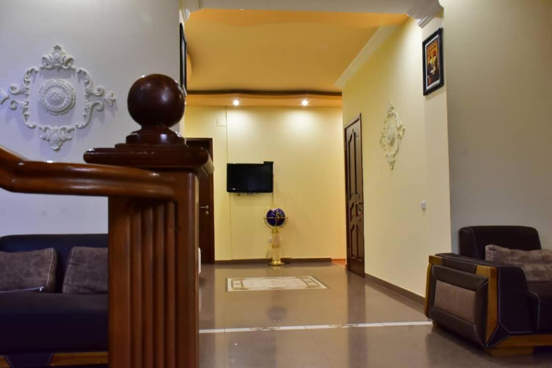 Gyumri Hotel Yerevan Bagian luar foto