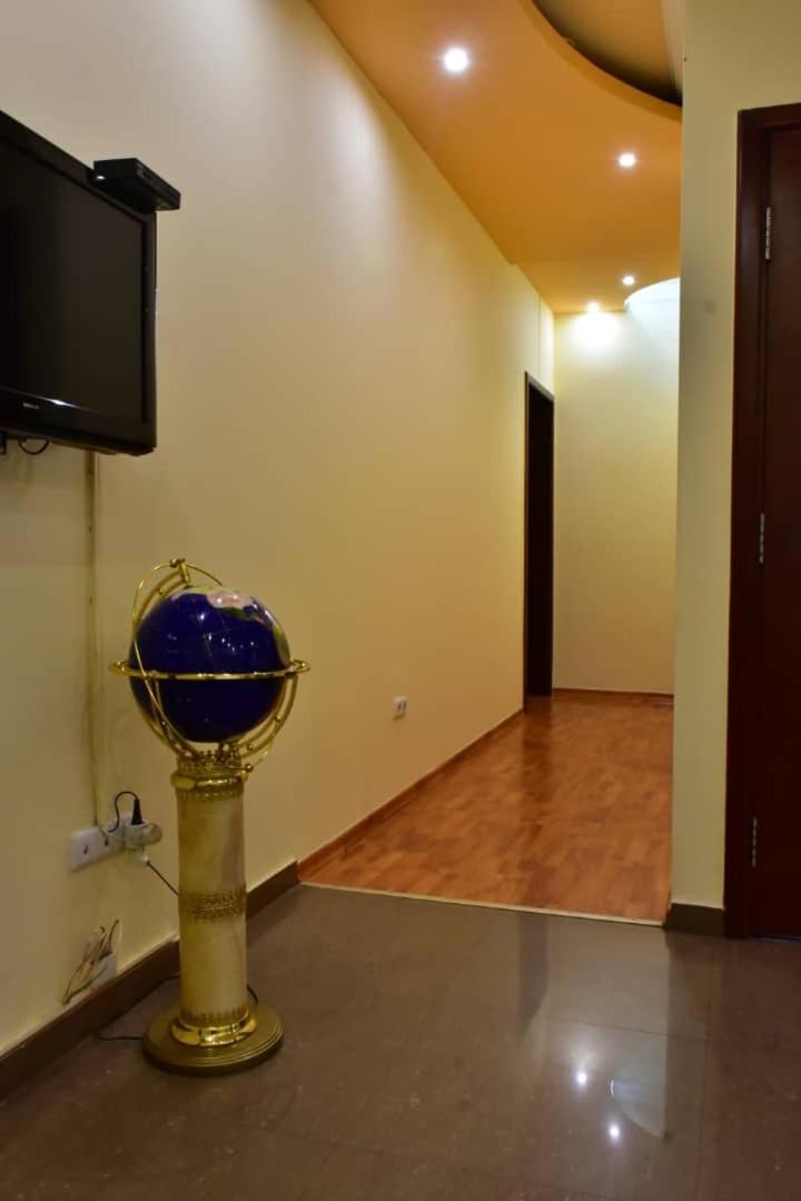 Gyumri Hotel Yerevan Bagian luar foto