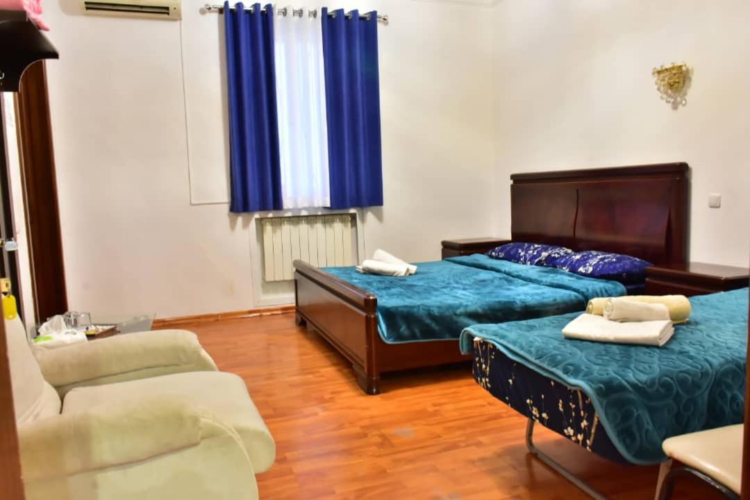 Gyumri Hotel Yerevan Bagian luar foto